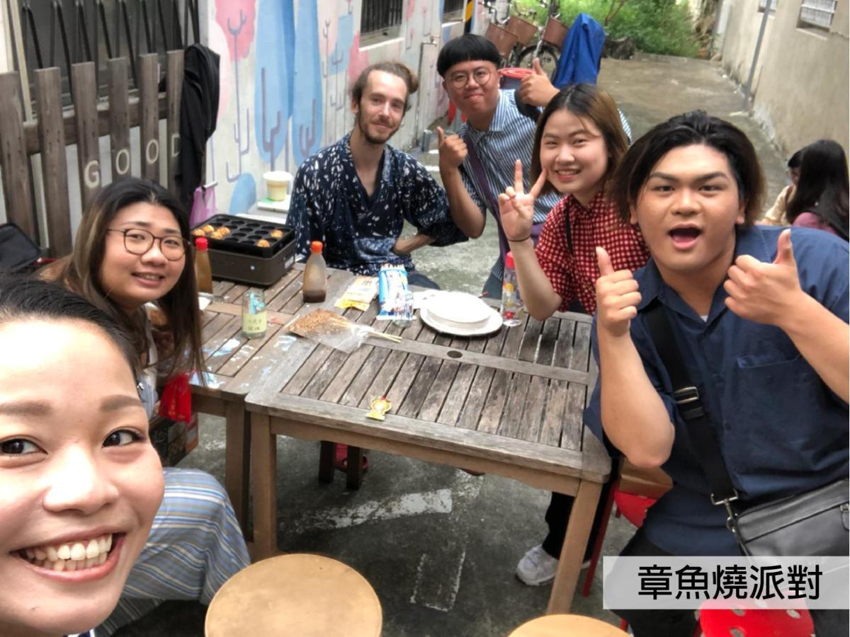 Good Garden Female Hostel Tainan Exterior photo